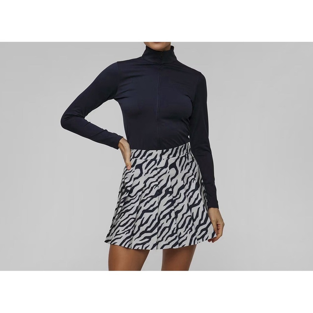 J.Lindeberg Adina Sz M Tour Tiger Pleated Print Golf Skort Skirt Animal Athletic